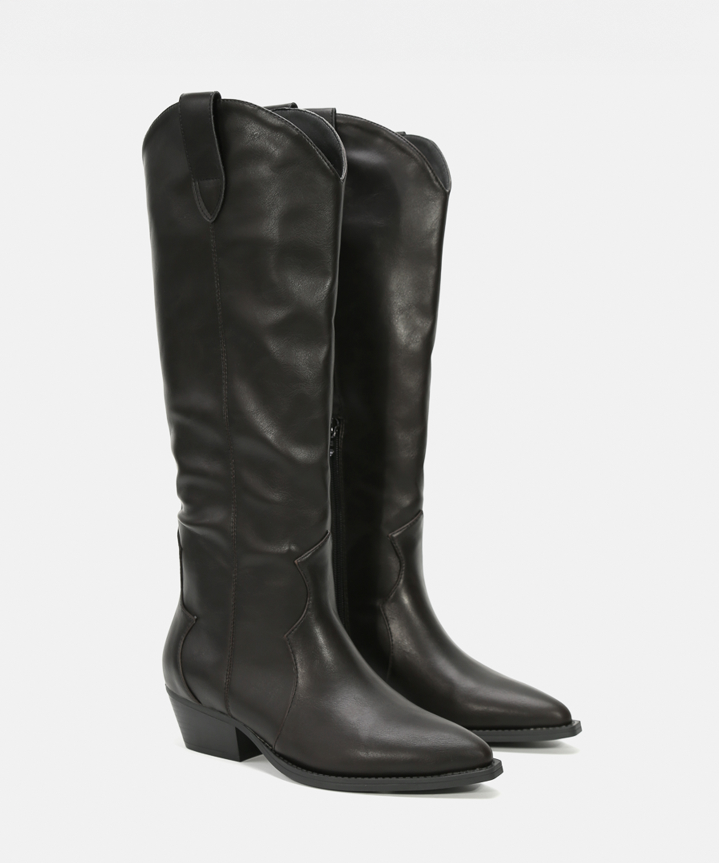 Botas cowboy tac&oacute;n ca&ntilde;a alta image number null